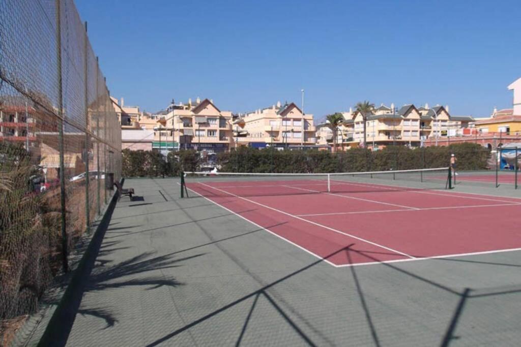 Apartamento A Estrenar En Primera Linea De Playa Torrox Esterno foto