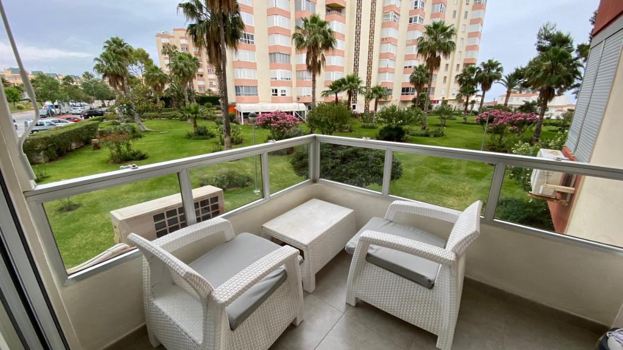 Apartamento A Estrenar En Primera Linea De Playa Torrox Esterno foto