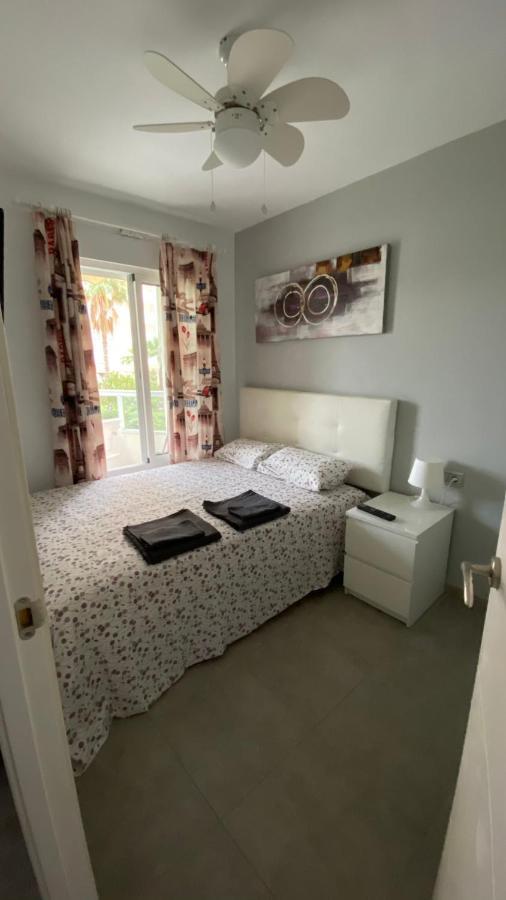 Apartamento A Estrenar En Primera Linea De Playa Torrox Esterno foto